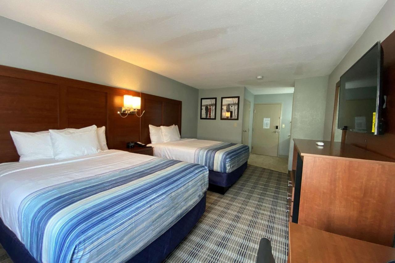 Americinn By Wyndham Williamsburg Екстериор снимка