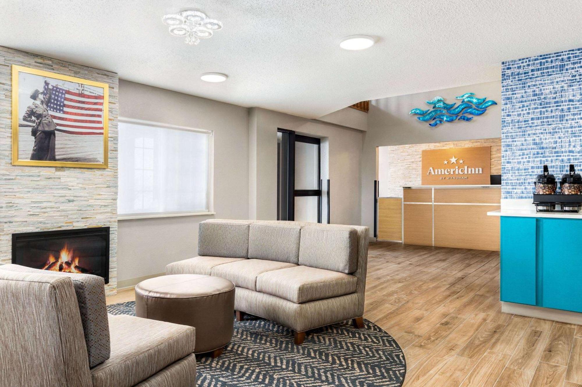 Americinn By Wyndham Williamsburg Екстериор снимка